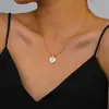 Suéter con collar de rosa que no se decolora para mujer, nuevo diseño de moda 23 años, sentido de diseño nicho, estilo frío ins, cadena para suéter