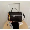 Bolso de hombro de moda tejido personalizado transfronterizo, bolso cruzado simple, bolso caja minimalista, bolso cuadrado pequeño de nicho para el día a día