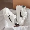 Zapatillas de plataforma gruesa estilo coreano para mujer, nuevo modelo otoño 2026, versátiles y cómodas para estudiantes, no cansan los pies, zapatos casuales ins para mujer