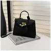Bolso Kelly de alta gama, ligero y lujoso, nuevo diseño transfronterizo 2026, estilo nicho, bolso de hombro, bolso cruzado, bolso de mano retro y versátil