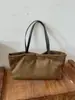 Bolso de mano retro, bolso de mano de gamuza al por mayor, bolso de hombro nuevo y popular, bolso de axila de gran capacidad, bolso de moda para el día a día