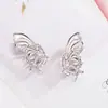 Ear Cuff de Hada Mariposa con Diamante Rosa para Mujer Clip para Hélice Auricular Sin Perforación Sentido de Diseño de Nicho Estilo Fresco de Gama Alta Ear Cuff Pendiente