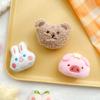 Broche de peluche con forma de conejo de dibujos animados, bonito alfiler de joyería, accesorios para muñecas, ropa, bolsos, accesorios de decoración colgantes, venta al por mayor