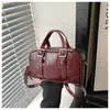 Bolsa Pequena Feminina 2026 Novo Estilo Coreano Versátil Primavera/Verão Nicho Retro Preta de Mão Bolsa de Ombro Versátil Bolsa Transversal Tendência