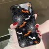 Funda de cristal oscura y fresca personalizada de telaraña y murciélago de Halloween para iPhone 17 Pro Max, cubierta anticaídas