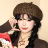 Boina com Estampa de Leopardo para Mulheres, Estilo Retro Americano, Boina Moderna e que Afina o Rosto, Chapéu de Artista Versátil para Circunferência de Cabeça Grande
