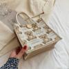 Adorable Bolsa de Almuerzo Oso Bento Bag 2026 Verano Nueva Moda Bolso de Mano para Salir Ins Bolso Cruzado Pequeño de un Solo Hombro
