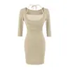 Vestido de chica hot puramente sexy y seductor con cintura fruncida, efecto adelgazante, mangas tres cuartos, incluye copas en el pecho, tirante de cuello halter, conjunto de falda corta de dos piezas