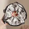 Diadema de lazo de encaje de moda, banda para el cabello extragrande estilo coreano, delicado patrón floral, perfecta para crear un peinado de moño