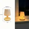 Lámpara de Atardecer Gradiente Transfronteriza Luz de Noche de Mesita de Noche para Dormitorio Estilo Ins Habitación de Estudiantes Luz de Noche Retro Lámpara de Mesa Luz de Ambiente Atmósfera