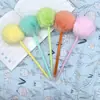 Caneta de pompom lisa e criativa, fofa e feminina, adequada para journaling, material de escrita para estudantes, caneta esferográfica de pelúcia atacado