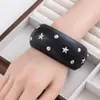 Pulsera de Madera con Remache en Forma de Diamante de Moda Estilo Étnico, Moderna y Versátil, Pulsera Simple y Elegante con un Toque de Lujo Ligero y de Alta Gama