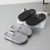 Zapatillas Tejidas de Corte Hueco Súper Bonitas para Niñas de Apariencia Elegante 2025 Nuevo Estilo de Verano Sandalias Slip-On de Malla