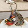 Pingente Chaveiro Cavalo de Balanço Arco-Íris, Pingente de Carro Cavalo de Balanço, Acessório Pingente para Bolsa de Casal Tecido à Mão