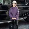 Jaqueta Roxa com Capuz para Meninas Estilo Primavera e Outono 2026 Novo Estilo Crianças Médias e Grandes Jaqueta Casaco Quente à Prova de Vento Top para Outono Tendência