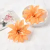 Elegante Pasador de Flor de Lirio Artificial Estilo Hermana para Sesiones de Fotos, Accesorio para el Cabello de Temperamento de Alta Gama, Pinza para el Cabello Versátil