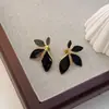 Pendientes de Acero Inoxidable con Goteo de Aceite en Forma de Pétalo para Mujer, Lujo Ligero, Clavillos Geométricos de Flor de Alta Gama, Joyería para Orejas Versátil de Temperamento Transfronteriza