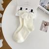 Calcetines blancos mujer 2025 primavera y verano nuevos calcetines de encaje de tubo medio calcetines dulces lindos de princesa calcetines lolita