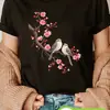 Camiseta de Manga Corta con Cuello Redondo y Estampado de Flores de Cerezo, Dos Pájaros Gorditos Lindos, Top Casual de Verano y Primavera para Mujer