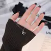 Collar de Plata S925 Estrella y Luna Brillan Juntas para Mujer, Diseño de Nicho, Lujo Ligero, Sensación de Alta Gama, Cadena para Clavícula de Estrella y Luna Venta al por Mayor