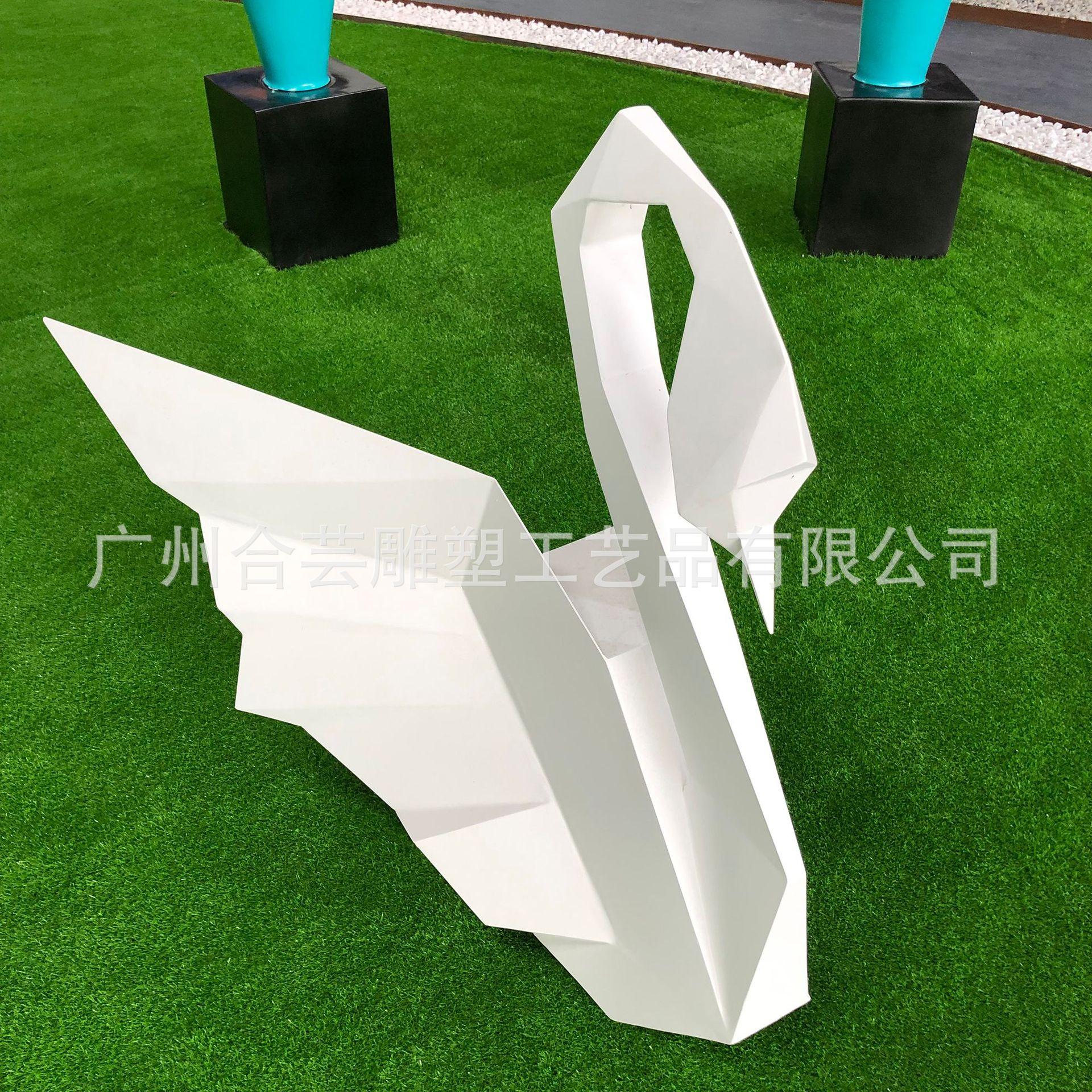 2b13b73ef527f33843d7fa9dde99b3
