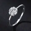 Anel de Moissanita Novo em Estoque Anel de Prata Esterlina S925 para Mulheres Moissanita de 0,5 Quilate Anel de Casamento Feminino
