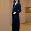 Vestido Elegante de Lapela de Alta Qualidade Moda Outono 2024 Redutor de Idade Aparência Emagrecedora Saia Casual de Comprimento Médio