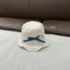Adecuado para circunferencia de cabeza pequeña, pequeño seguro Decoración de lazo de mezclilla forma de seda suave sombrero de cubo de oreja de madera para niños primavera y verano