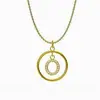 Colar com Pingente Redondo de Letra TikTok Feminino Elegante Moda Versátil Toque de Luxo Popular Design de Nicho Corrente para Clavícula