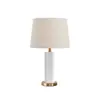 Sala de estar, escritório e quarto principal em estilo italiano, de luxo leve, com iluminação ambiente de alta qualidade, apresentando decorações em mármore espanhol natural, adequado para vilas