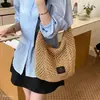 Bolso Bandolera Verano 2026 Gran Capacidad Vacaciones en la Costa Estilo Tejido Hueco Bolso de Hombro Casual para Mujer Nuevo Estilo Coreano