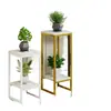 Suporte de Flores Leve de Luxo para Sala de Estar, Arte em Ferro de Chão, Design Moderno Simples, Novo Modelo para Plantas Verdes, Estante de Flores de Múltiplas Camadas para Varanda e Uso Interno