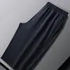 Pantalones Cortos Deportivos de Verano Finos para Hombre, Pantalones de Cinco Puntos Elásticos de Seda Helada de Secado Rápido, Pantalones Cortos Casuales Sueltos para Playa con Bolsillos con Cremallera