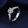 Anillo de Zirconia Imitación Moissanita Ocho Corazones y Ocho Flechas para Mujeres y Hombres Anillo de Boda de Seis Garras Transfronterizo Douyin Kuaishou Celebridad de Internet Transmisión en Vivo Venta al por Mayor