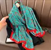 Venta al por mayor de fábrica Nuevo bufanda larga de playa satinada Li Jin 90*180 estampada estilo coreano chal de seda artificial