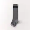 Calcetines Blancos de Doble Raya para Mujer, Estilo Primavera y Otoño, Transpirables, Estilo Trendy Ins, Versión Coreana de Otoño, Calcetines Deportivos de Media Pantorrilla