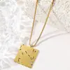 Collar de Acero de Titanio de Venta Caliente Transfronteriza Colgante Cuadrado Hueco Personalizado para Hombres y Mujeres Joyería Versátil de Alta Gama Europea y Americana