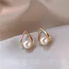 Brincos de Pérola em Prata S925 Leve Luxo High-end Moda Versátil Design de Brincos Nicho Simples Elegante Joia para Orelha