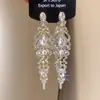 Brincos Longos de Franja Gota d'Água Exagerados Cravejados de Diamantes Estilo Europeu e Americano para Mulheres, Brincos Stud Tendência de Luxo Leve, Brincos Modernos e Elegantes