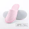 Pantuflas Desechables de Hotel, Seda No Tejida Cepillada, Artículos de Habitación de Hotel, Hospitalidad en Casa, Tela de Belleza Real, Suelas Antideslizantes Venta al por Mayor