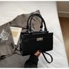Bolsa de Mão Transversal Quadrada Pequena Estética Nova Tendência Europeia e Americana Padrão Crocodilo Retrô Moda Casual Grande Capacidade Texturizada
