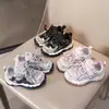 Novedades Otoño 2026 Zapatos Deportivos Infantiles Malla Zapatos de Running para Niños Suela Suave Antideslizante Zapatos Deportivos para Niñas Zapatos de Papá