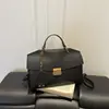 Bolsa Tote Casual e Estilosa de Design de Nicho com Textura Simples, Bolsa Feminina, Novo Modelo Verão 2026, Bolsa de Ombro Único Transversal