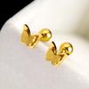 Pendientes de mariposa dorados esmerilados tridimensionales que combinan con todo, pendientes de nicho con tornillos anticaída para mujer, ligeros y lujosos, de acero de titanio, a la moda.