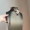 Colar de Flor Trançada com Contas em Pó Rouge Retrô Corrente Twist Artística Estilo Nacional de Alto Padrão
