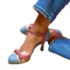 Modelo de comercio exterior transfronterizo verano 2026 sandalias de moda con tacón alto, bloques de color, tallas grandes 40-43, correa de hebilla, huecas