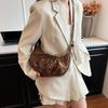 Bolso de hombro plisado estilo ballet para mujer, con correa de lazo y texto en forma de bola de masa.