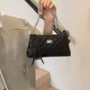 Bolso de Hombro Casual de Moda de Nicho Moda Primavera 2025 Nuevo Bolso Distintivo para la Axila Bolso Cruzado de Hombro de Moda