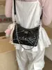 2026 Nuevo Bolso Pequeño Transfronterizo Acolchado con Cadena Estilo Chanel para Mujer, Elegante Bolso Cuadrado Pequeño, Bolso de Hombro y Cruzado de Moda