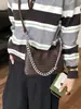 Bolso de cubo de moda tejido a mano, diseño de nicho moderno, bolso de mano al hombro, nuevo bolso cruzado diario de gran capacidad